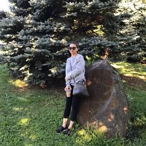 Meet your Posher, Lucy